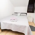 Apartment Gac *