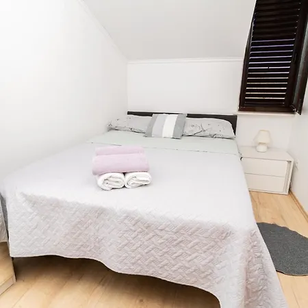 Apartment Gac *